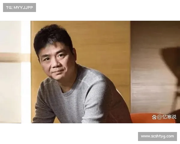 秦奋成都太古里被偶遇:真人身高差距引热议,奇怪打扮引发猜测是否回国探望孩子? 秦奋成都太古里被偶遇:真人身高差距引热议,奇怪打扮引发猜测是否回国探望孩子?